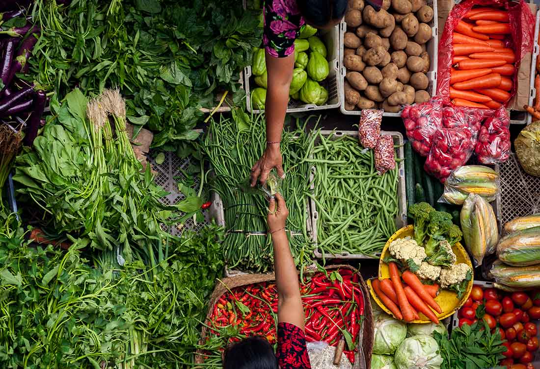 How to Navigate the Farmers Market