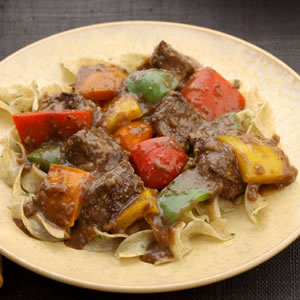 Fennel-Crusted Sirloin Tips with Bell Peppers